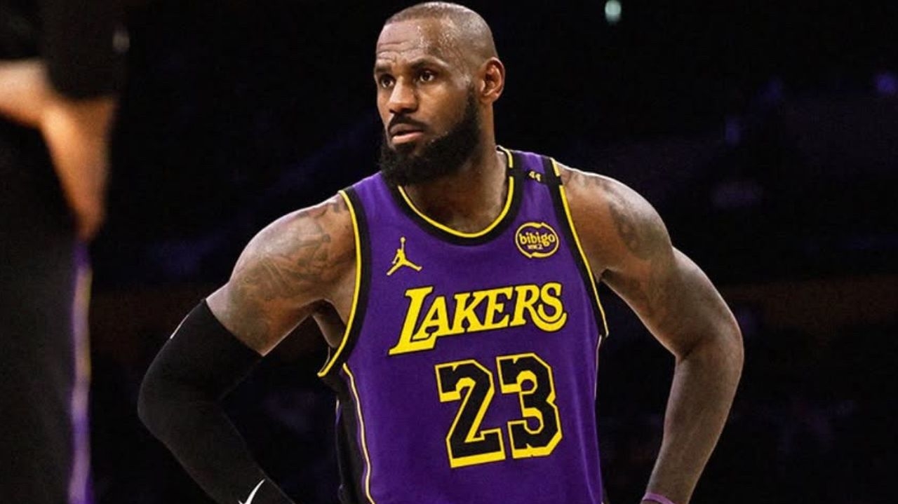 LeBron James acerta cesta no estouro do cronômetro e garante a vitória do Lakers na NBA