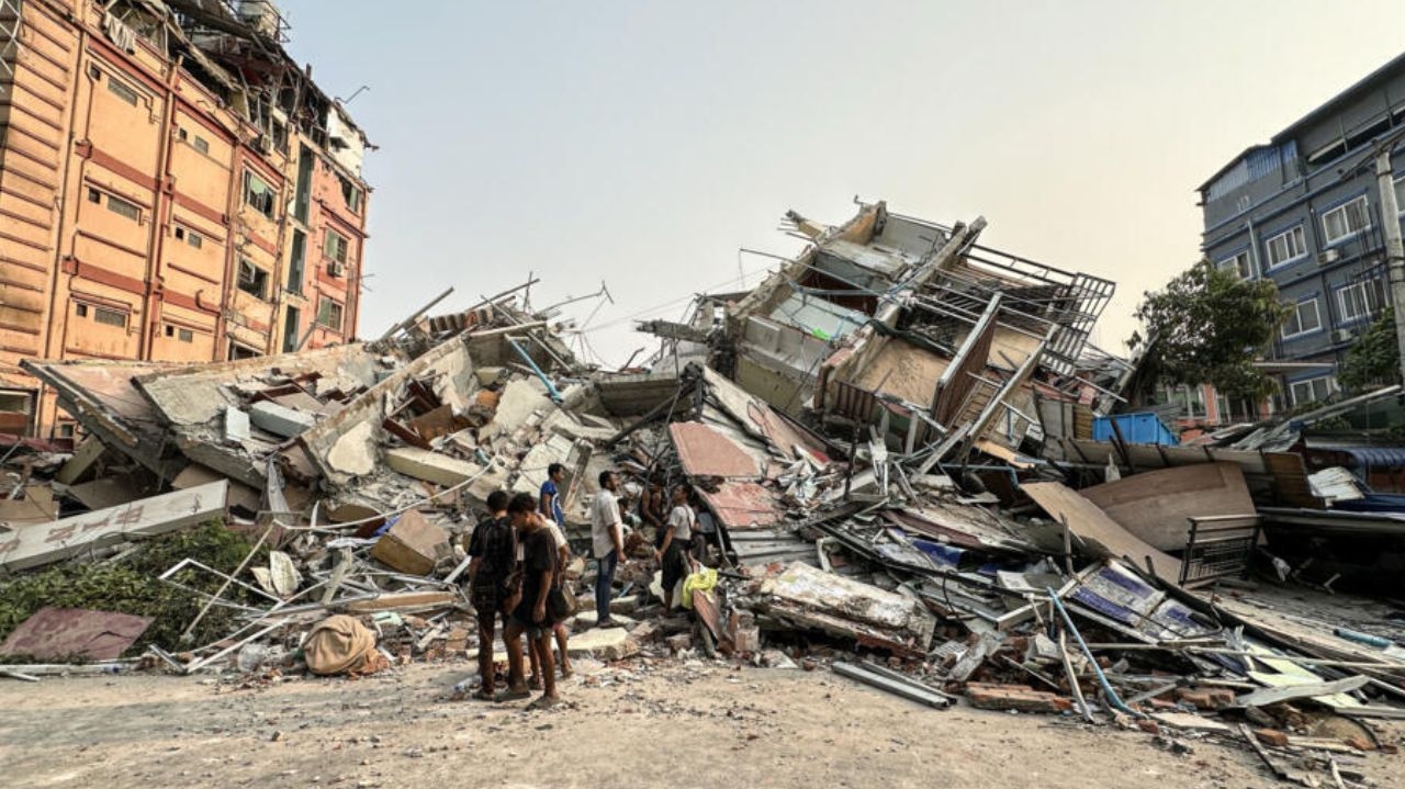 Terremotos de 7,7 e de 6,4 sacodem Mianmar e causam mortes e destruição até na Tailândia