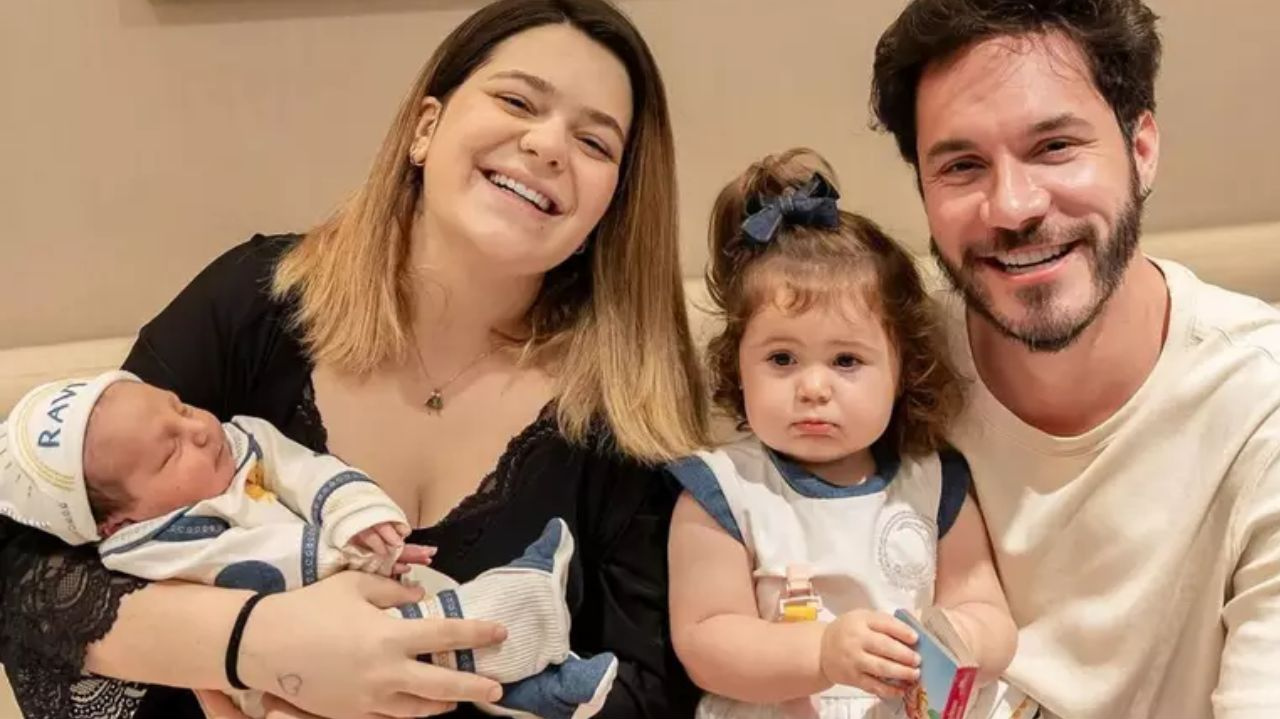 Viih Tube conta porque não esconde os filhos nas redes sociais