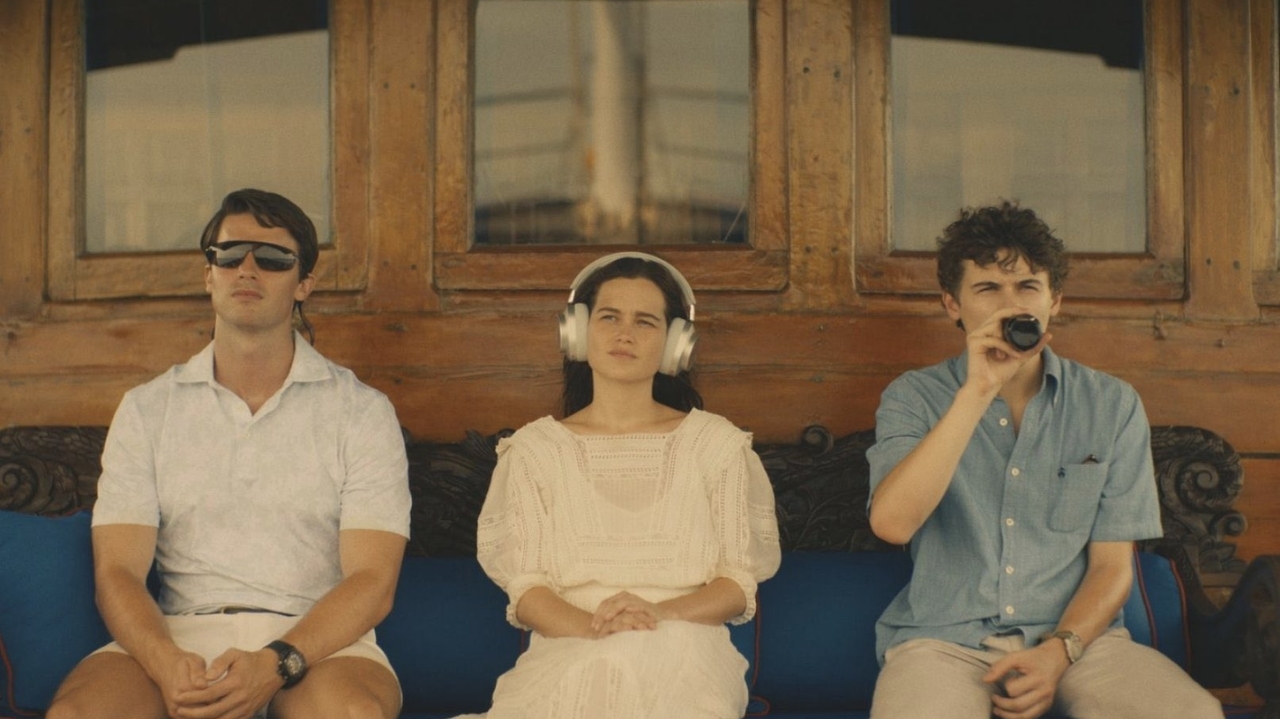 Criador da série “The White Lotus” fala sobre cena deletada