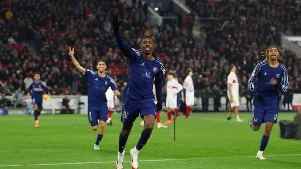 Ronaldinho se rende ao bom momento de Dembélé