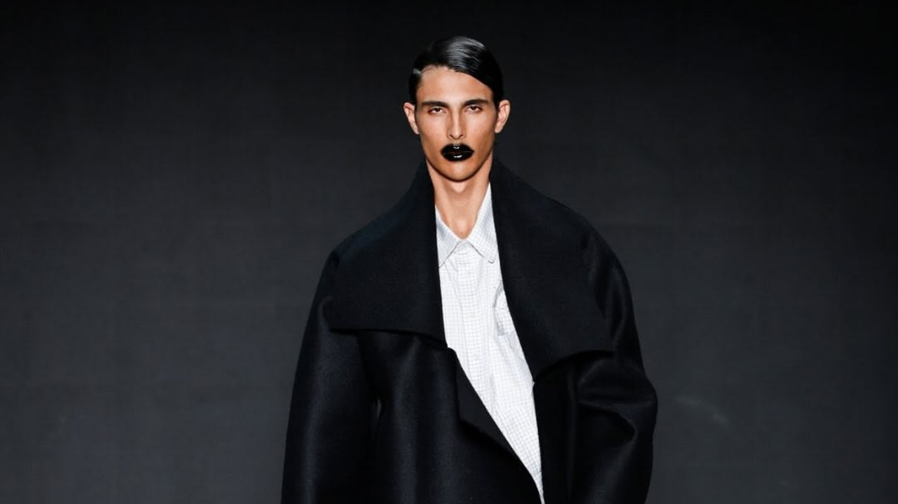 Leandro Castro apresenta nova coleção no terceiro dia de desfile da SPFW