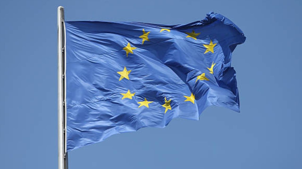 União Europeia anuncia imposição de tarifas contra os EUA