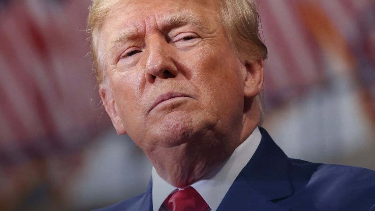 Governo Trump anuncia monitoramento das redes sociais de imigrantes