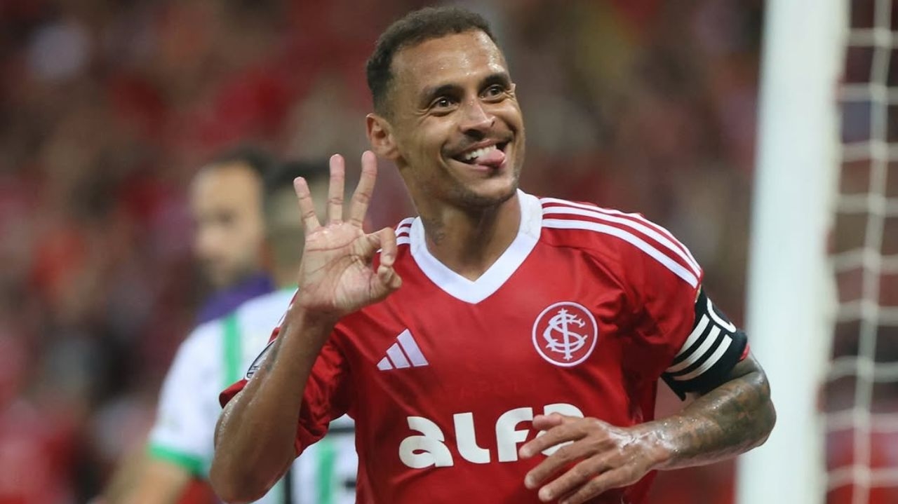 Alan Patrick tem atuação de gala em vitória do Internacional na Libertadores