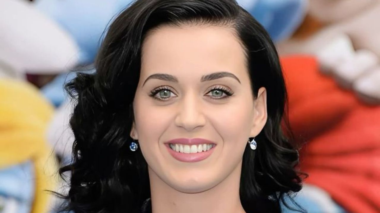 Katy Perry faz viagem ao espaço pela Blue Origin