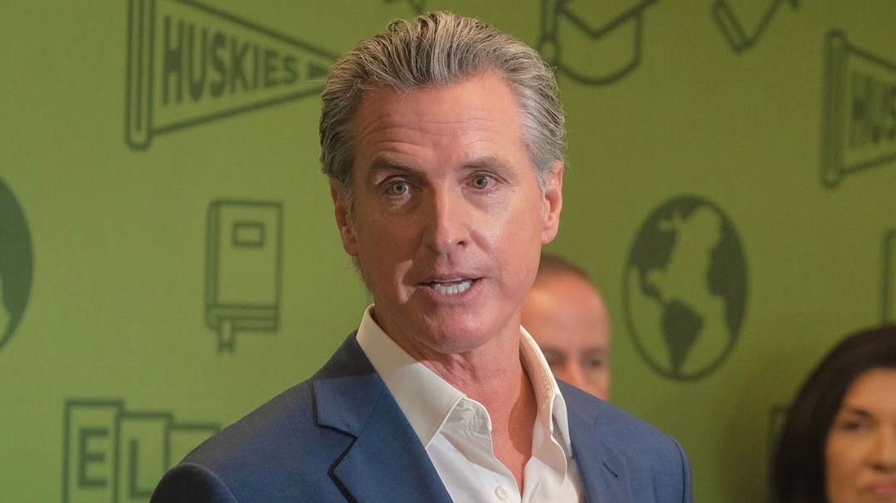 Califórnia recorre à justiça para tentar reverter tarifas impostas por Trump