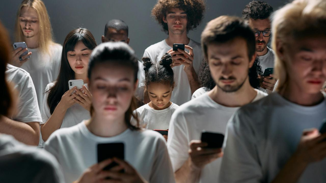 Cultura Digital e Dopamina: A Corrida pelo Entretenimento Instantâneo