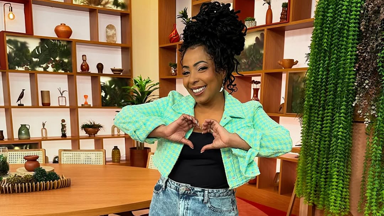 “Eu te defendi até no tribunal”, diz Juliana Oliveira ao rebater Danilo Gentili