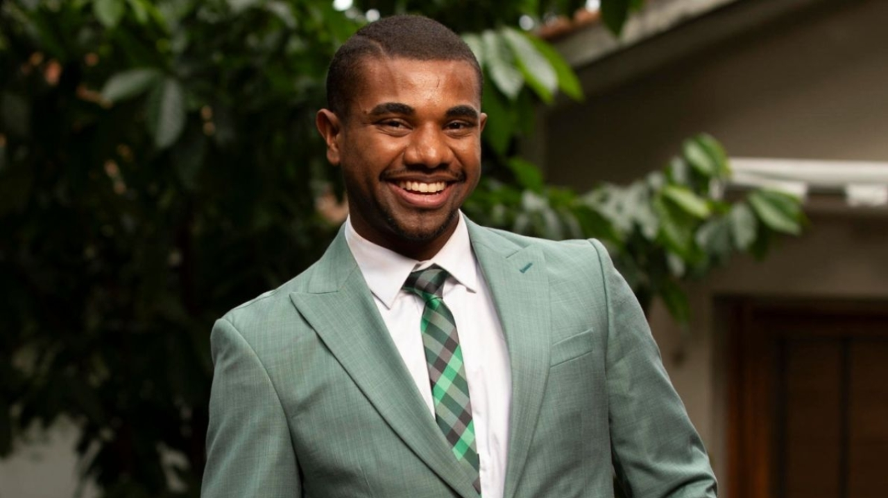 Davi Brito se manifesta contra o racismo após detenção em Salvador