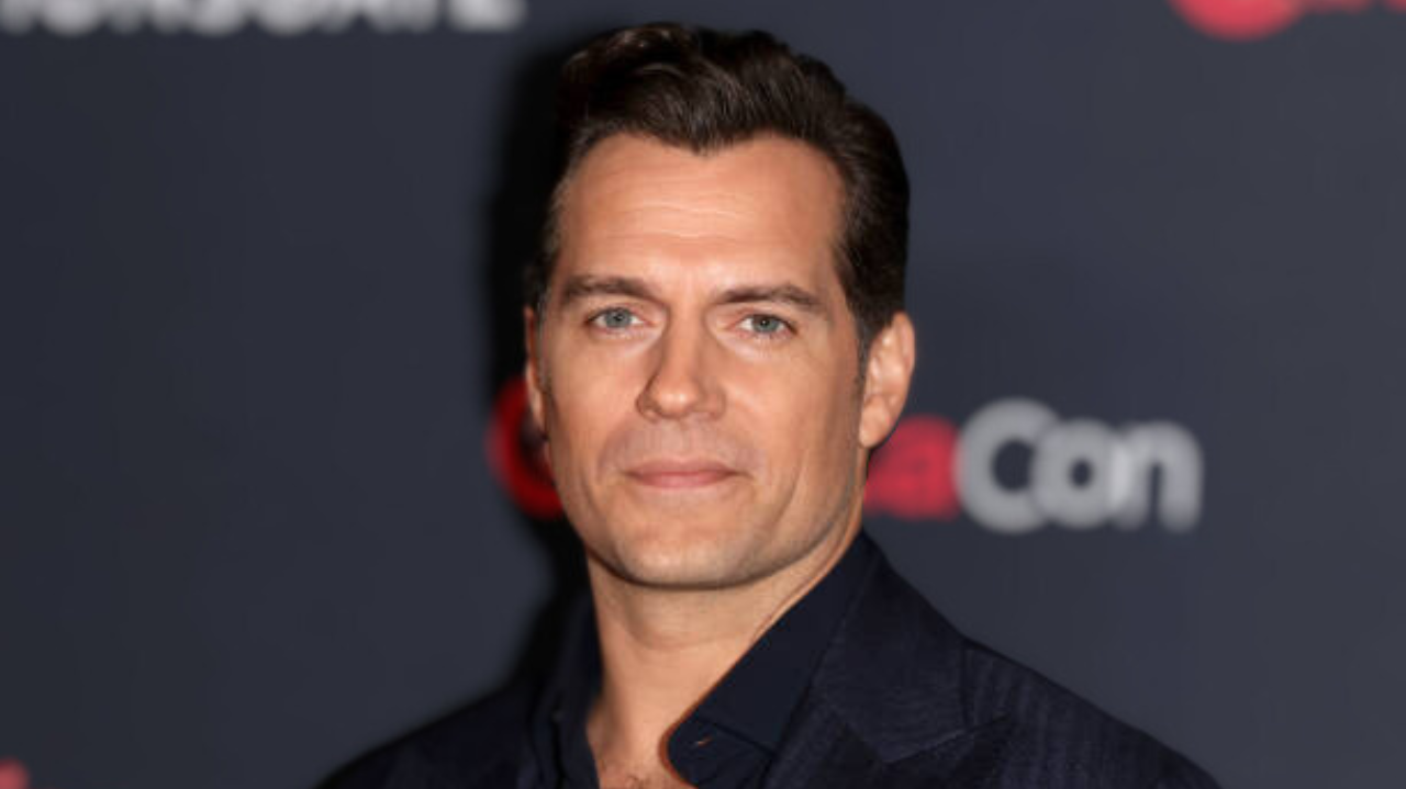 Henry Cavill será o protagonista do novo remake de “Highlander”