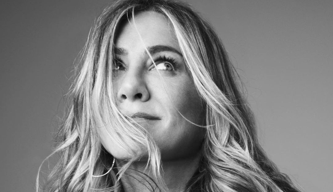 Jennifer Aniston conta que trabalhou como entregadora antes da fama