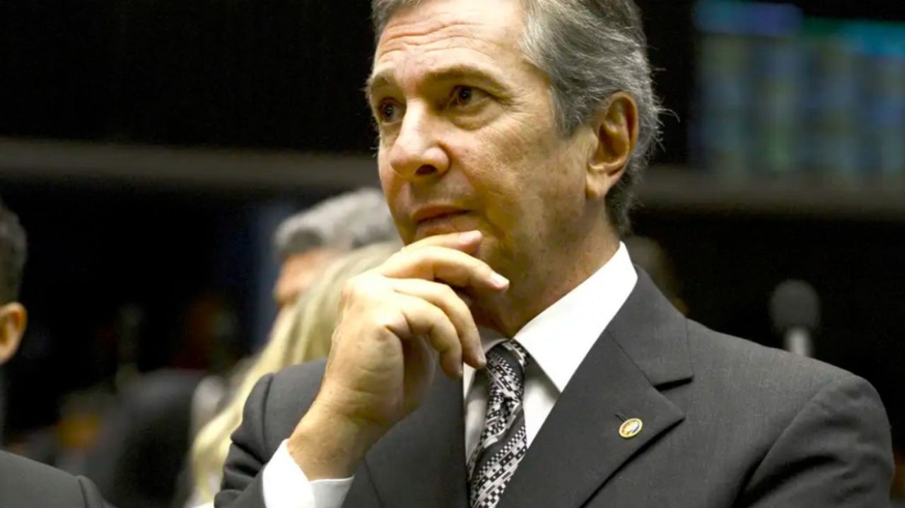 Fernando Collor se torna o terceiro ex-presidente brasileiro a ser preso