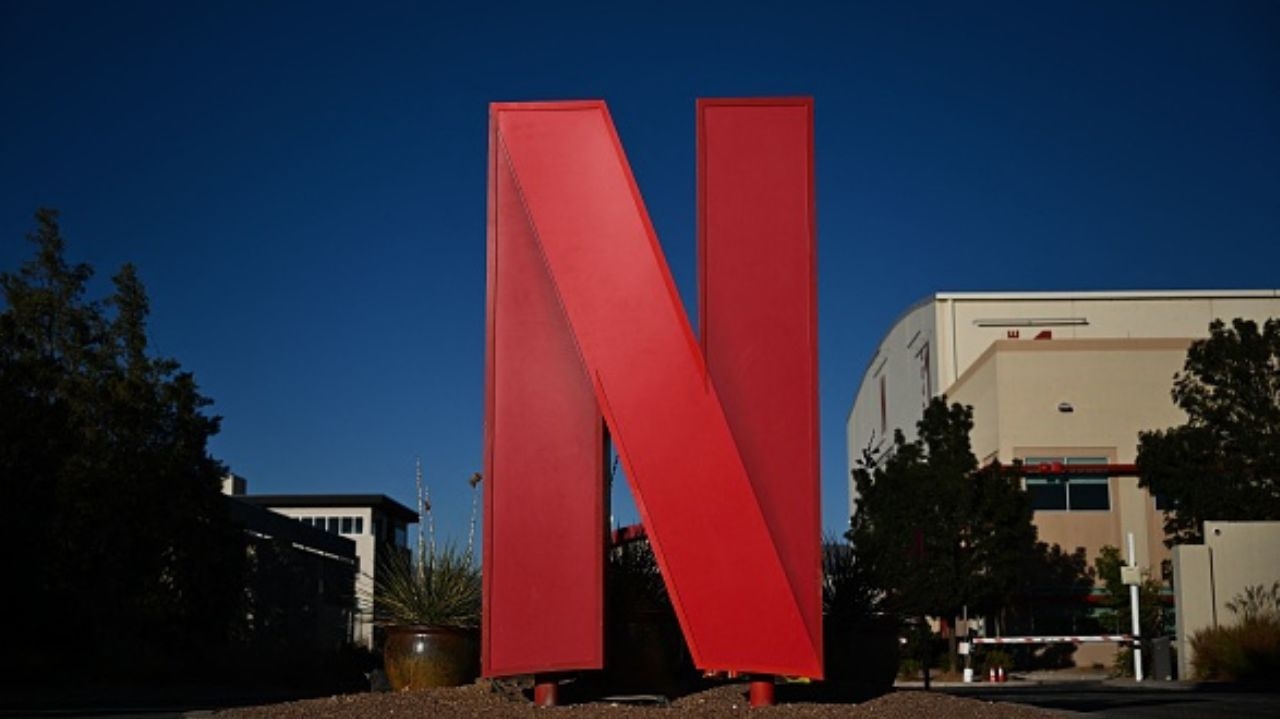 Netflix lança novo formato de legenda focado nos diálogos falados e capaz de evidenciar sotaques