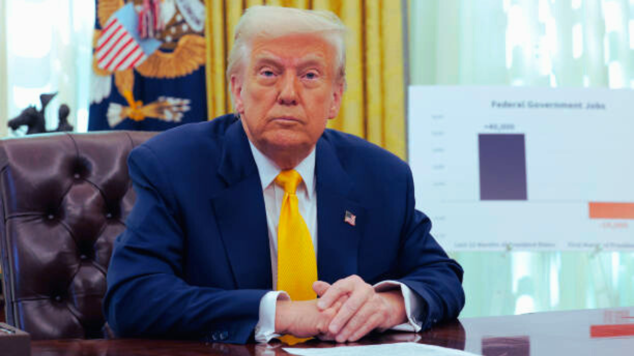 Efeito das tarifas: Trump afirma “zerar impostos de renda” de parcela da população dos EUA