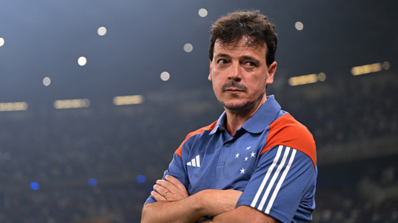 Vasco negocia com Fernando Diniz e divide torcedores