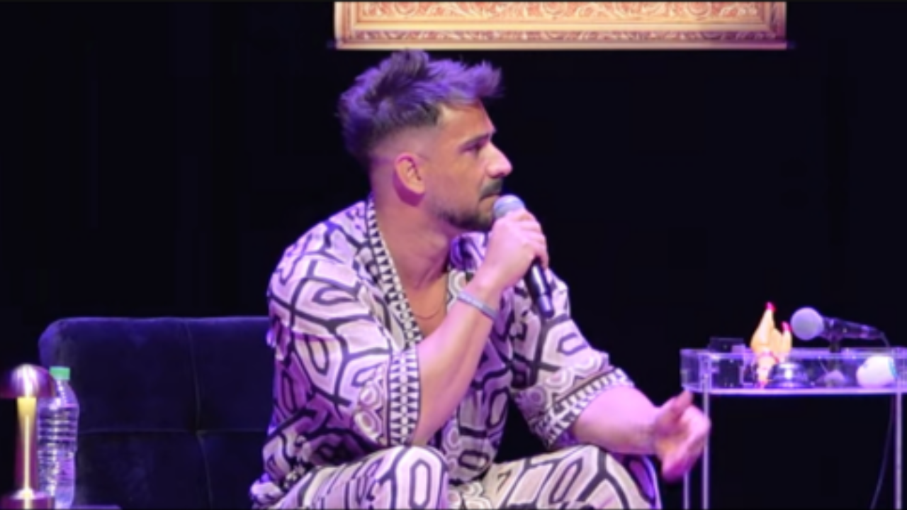 Julio Rocha revela perrengue inusitado: no Réveillon, banheiro químico virou com ele dentro