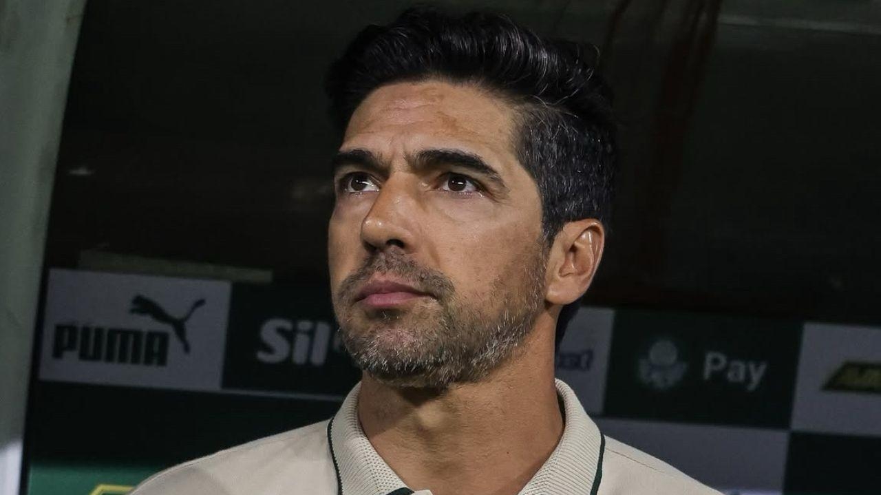 Abel Ferreira desabafa sobre constantes viagens do Palmeiras
