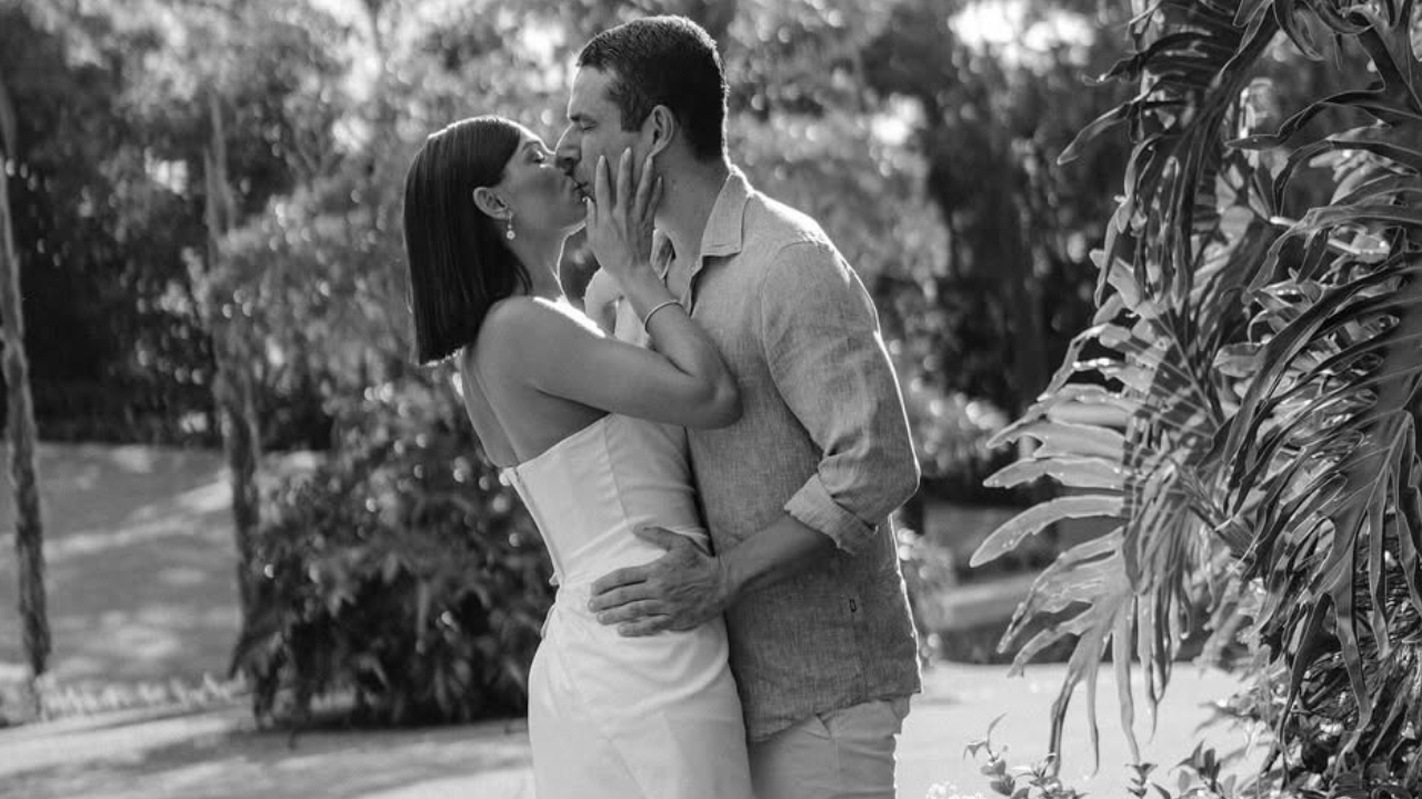 Isis Valverde e Marcus Buaiz realizam pré-wedding com familiares e amigos próximos