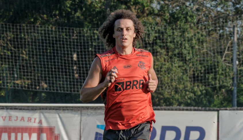 David Luiz é relacionado e há possibilidade de ser o titular contra o Barcelona SC pela Libertadores