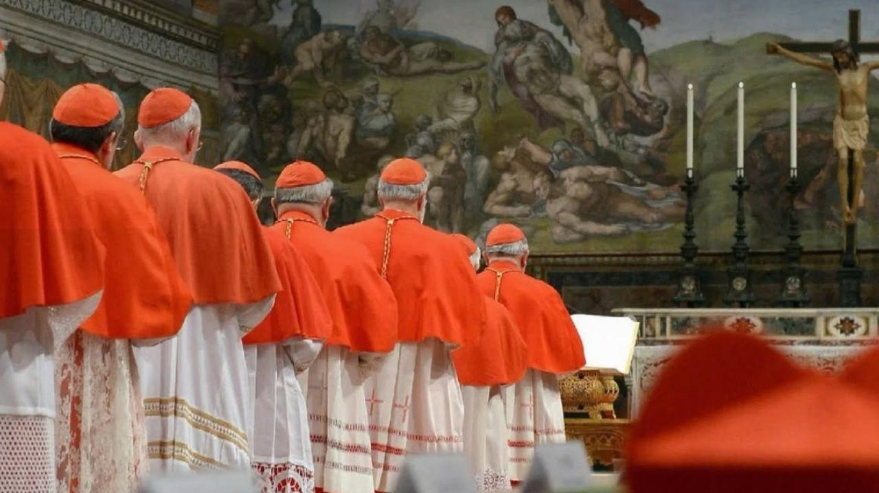 Funcionários que irão trabalhar no conclave fazem voto de silêncio