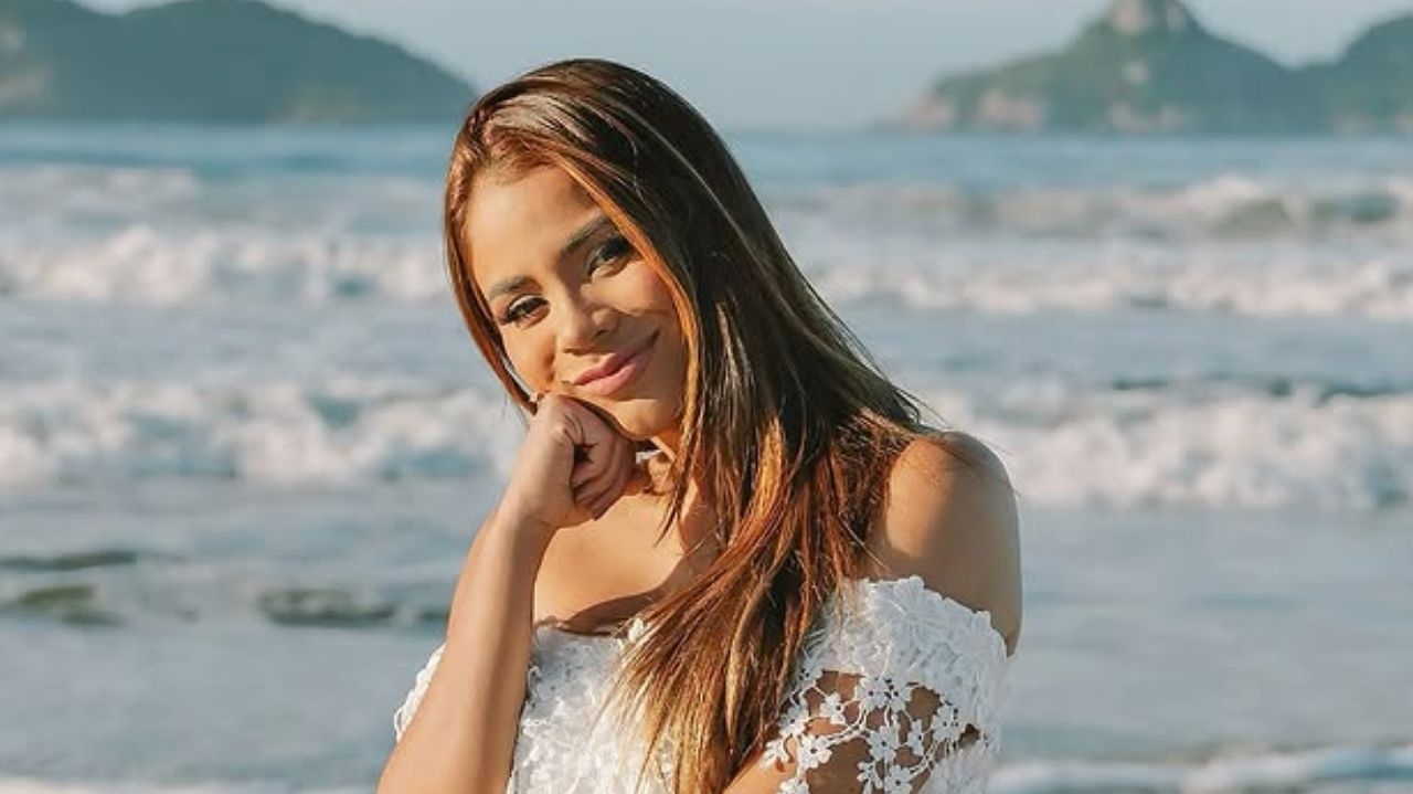 Lexa comenta problemas que passou durante parto de Sofia