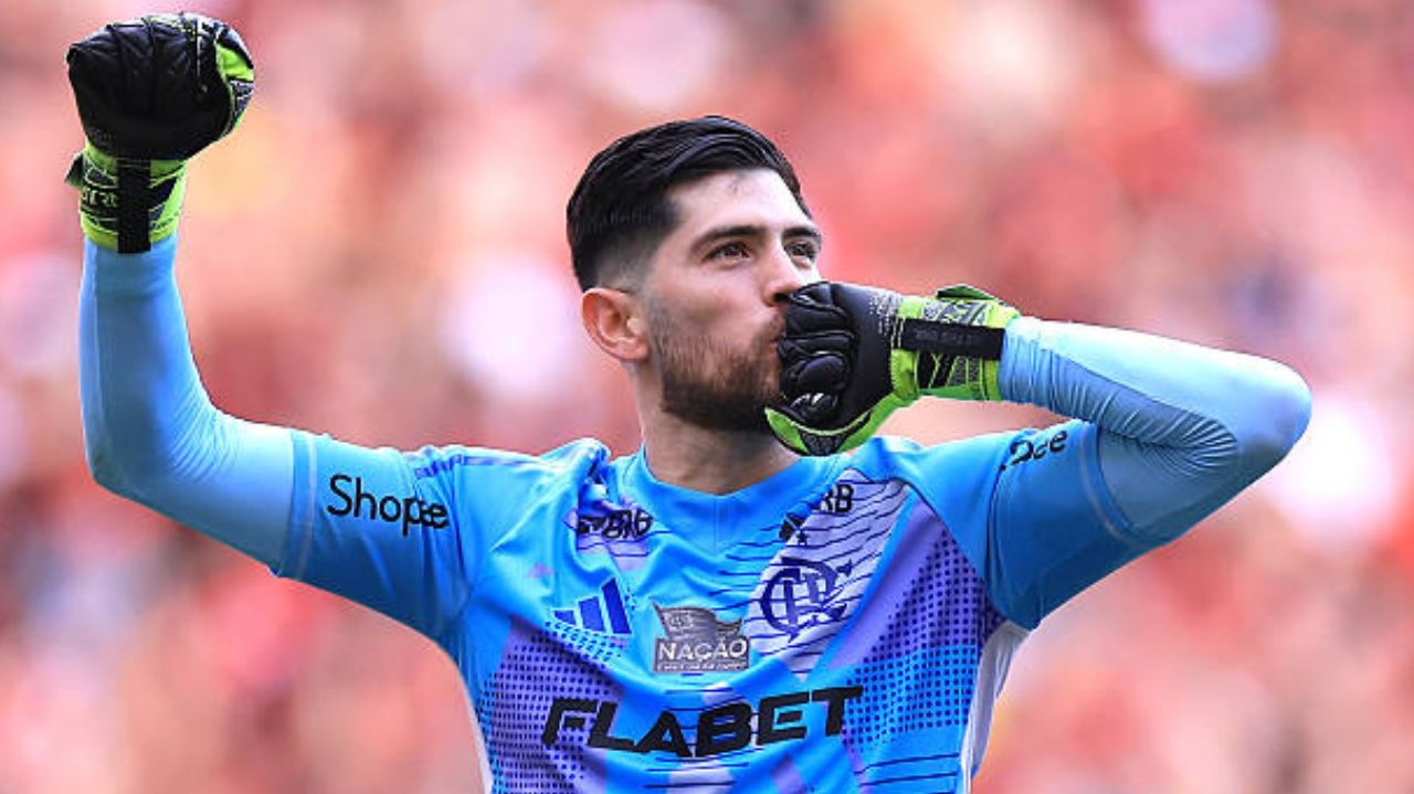 Rossi é alvo de tentativa de assalto ao desembarcar no Rio de Janeiro