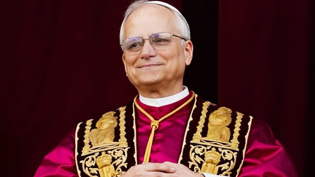 Religioso brasileiro comemora a eleição do novo Papa