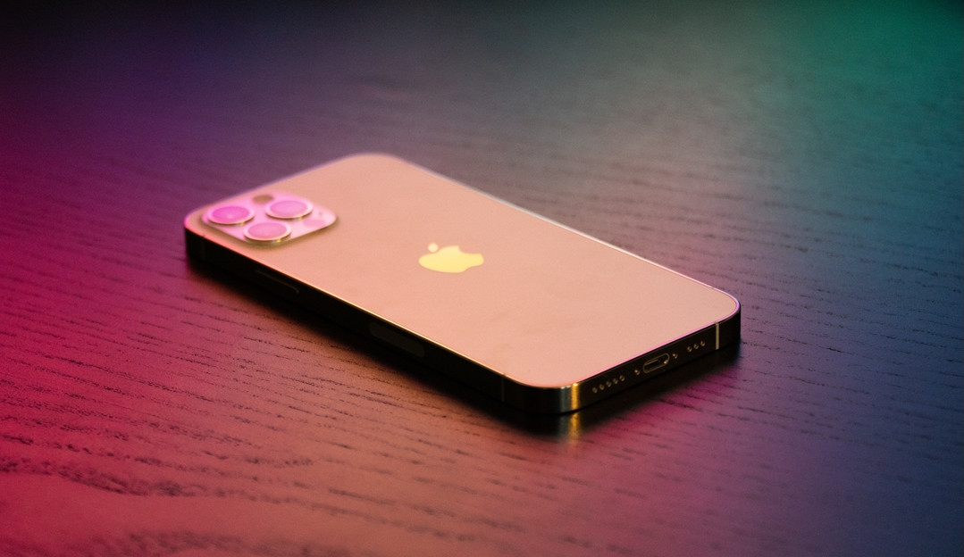 Apple lança nova versão do iOS 15, confira detalhes