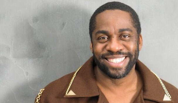 Lázaro Ramos grava vídeo de despedida da Globo e emociona famosos e fãs