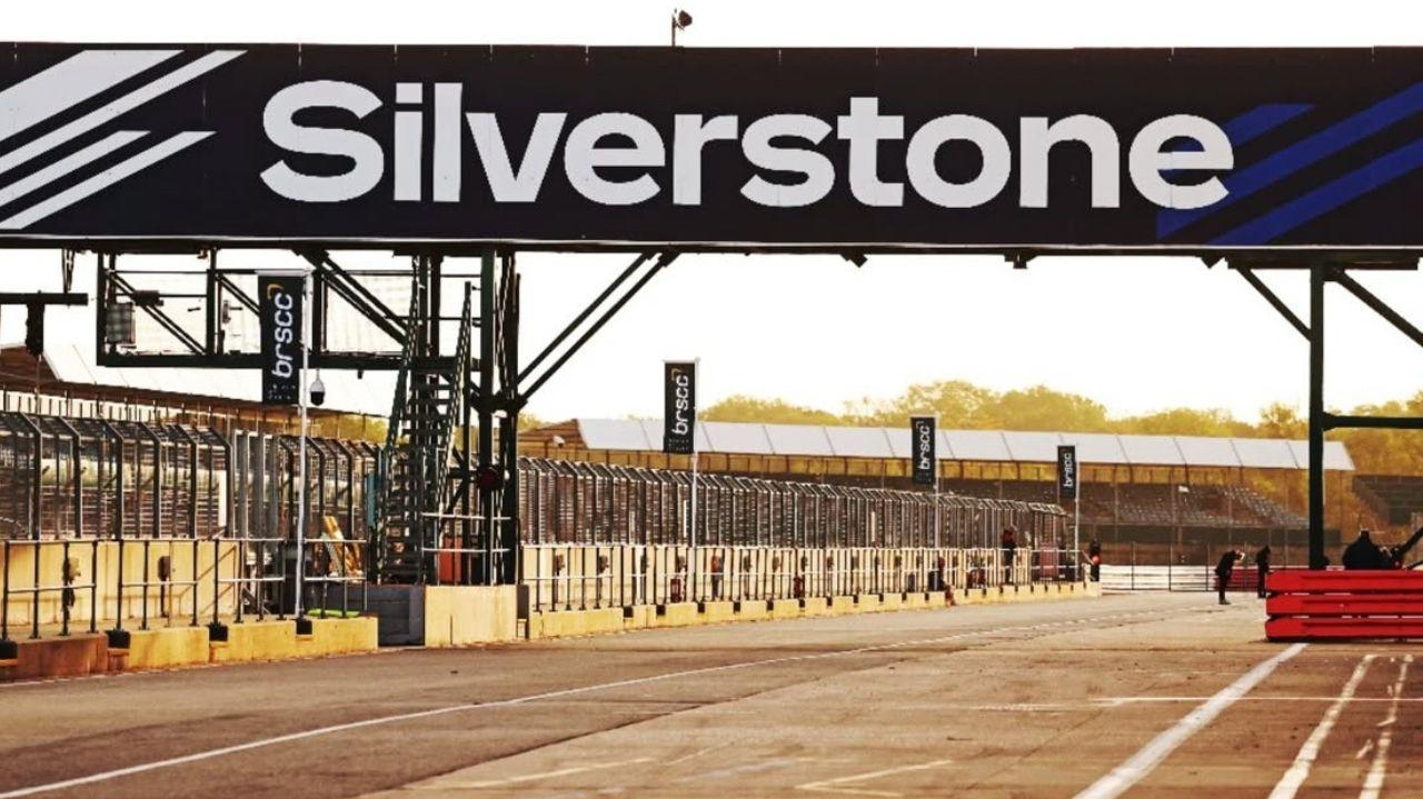 Dos escombros da guerra às lendas da velocidade: 75 anos de Fórmula 1