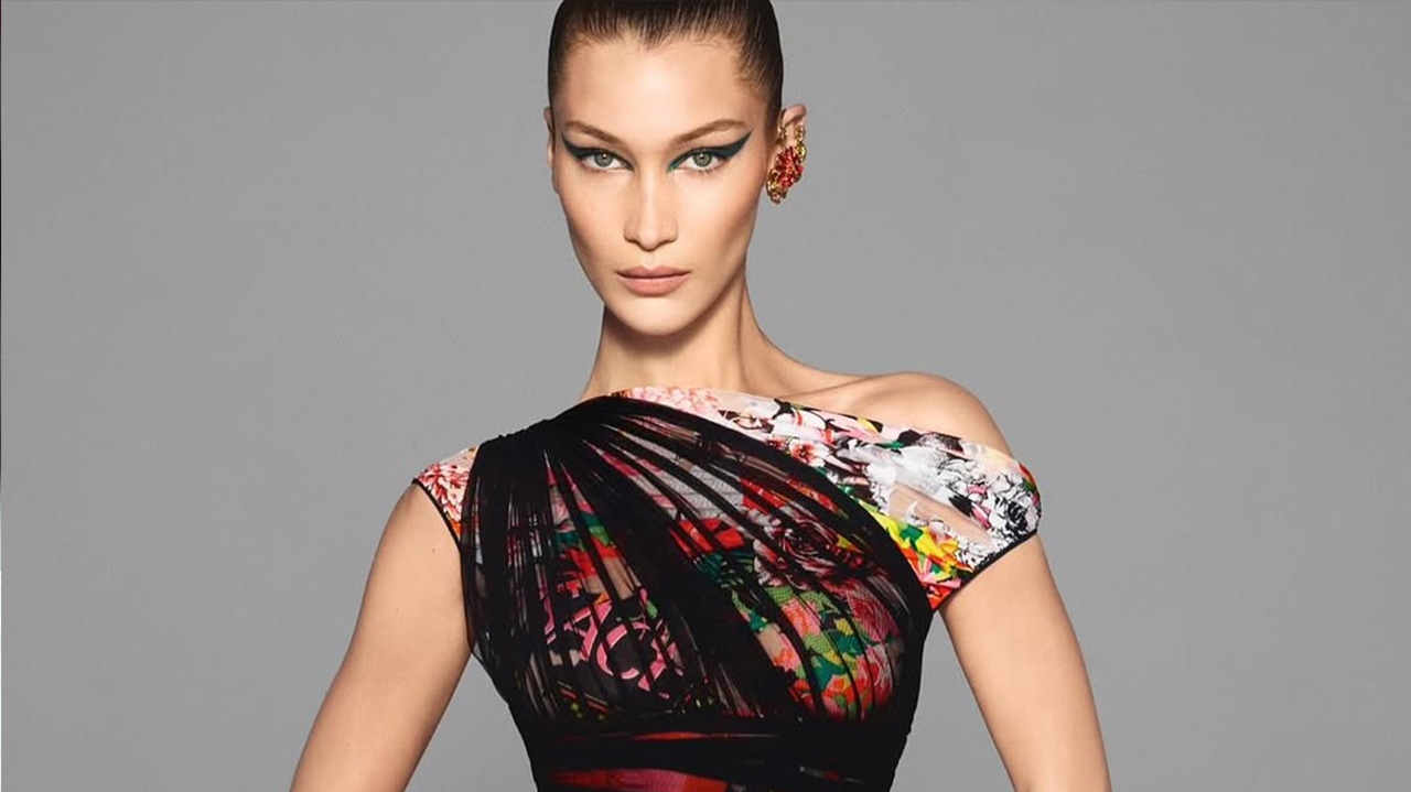 Bella Hadid fala sobre beleza real e desmente rumores de cirurgia