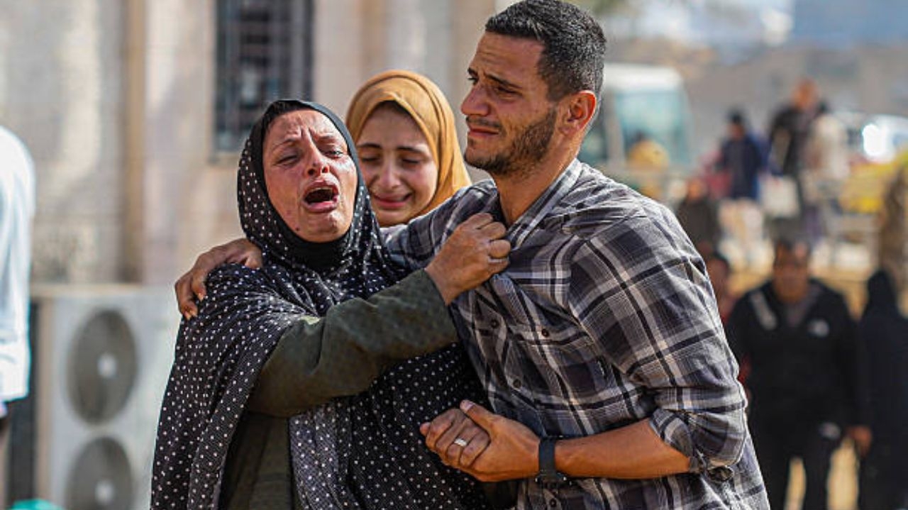 Ataques de Israel matam 70 pessoas em Gaza