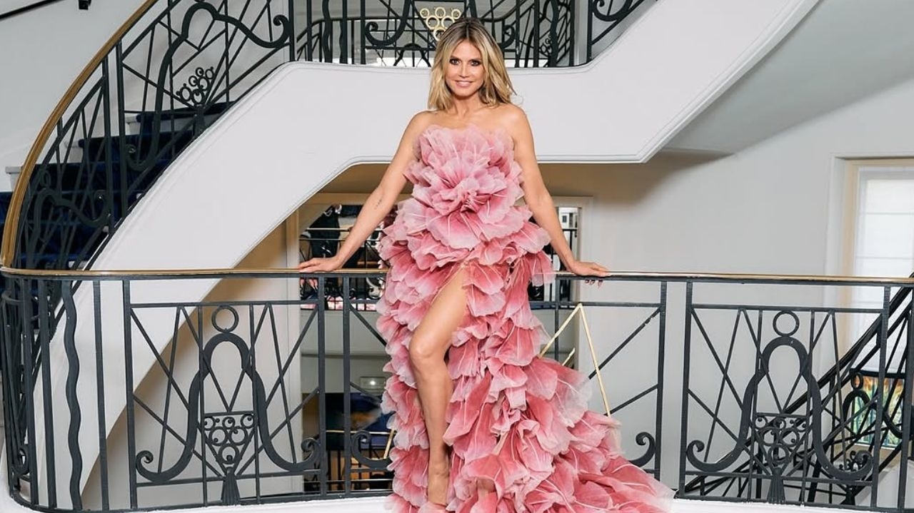 Celebridades quebram regras de vestimenta em Festival de Cannes