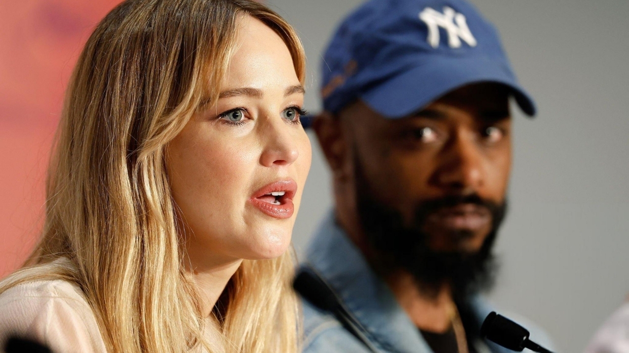 Jennifer Lawrence conta sobre a gravidez durante as filmagens de “Die, My Love”