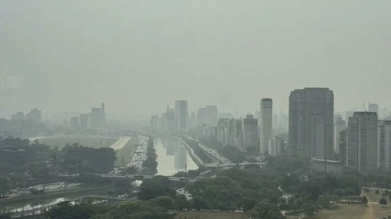 Bloqueio atmosférico mantém calor fora de época em grande parte do país