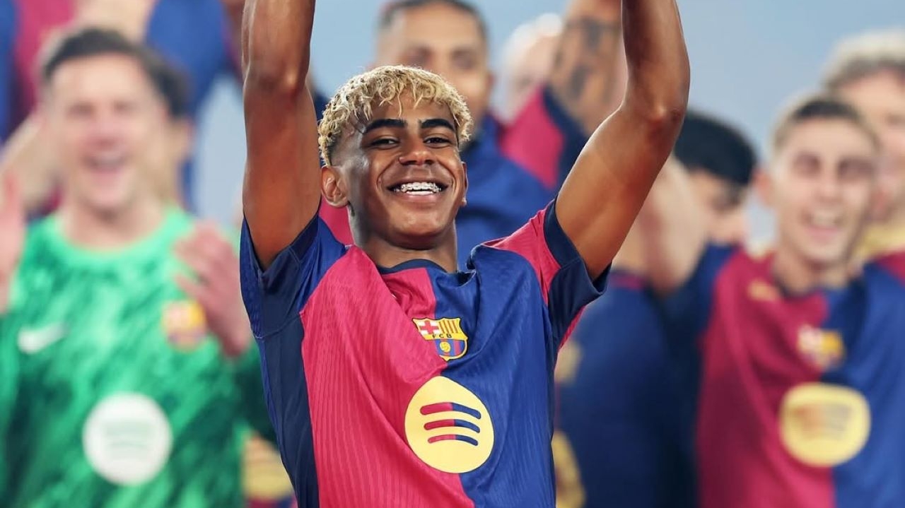 Barcelona renova contrato com Lamine Yamal até 2031