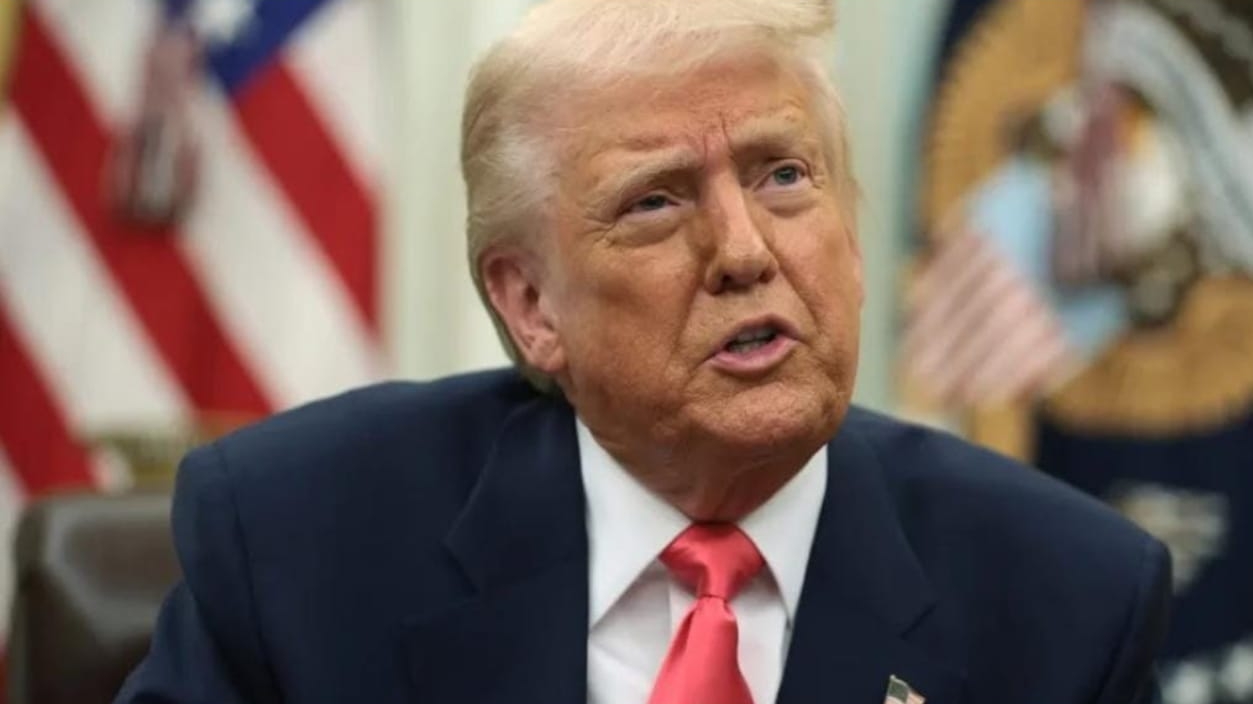 Trump concede o perdão presidencial a celebridades condenadas por fraudes