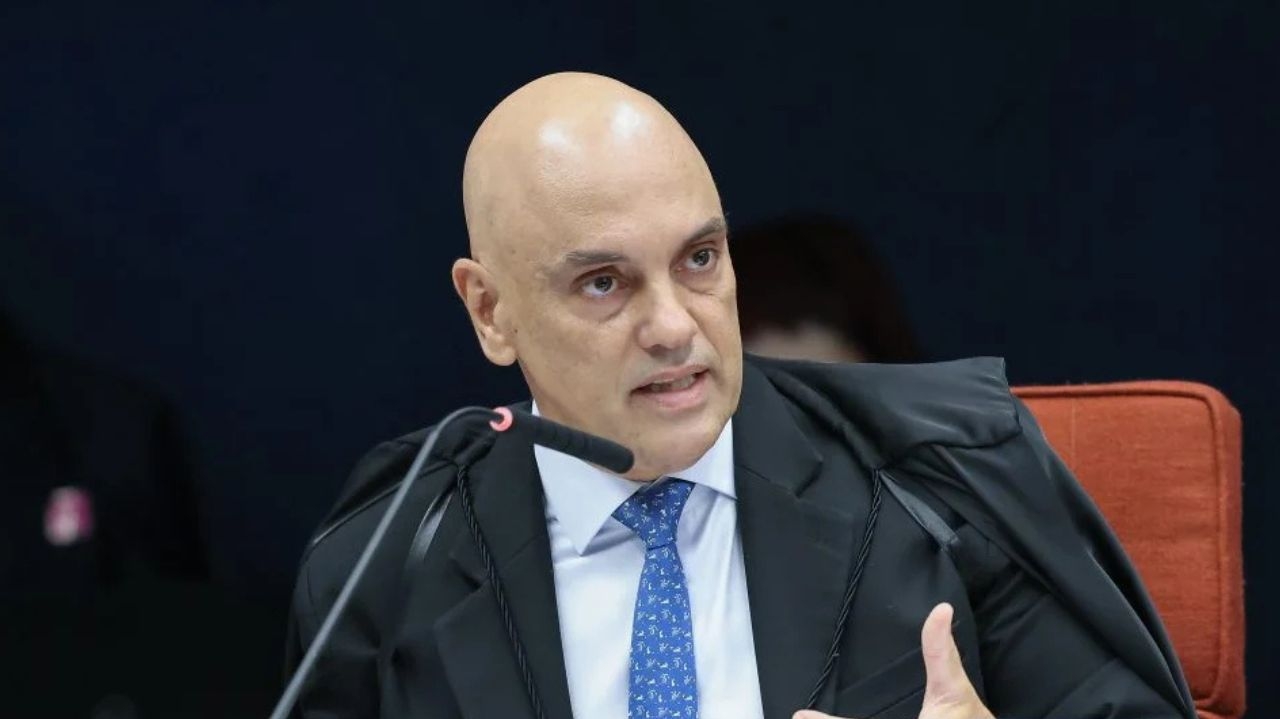 Polícia Federal apreende documentos de grupo extremista