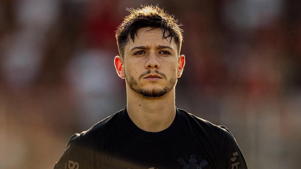 Rodrigo Garro retorna após lesão e pode reforçar o Corinthians contra o Vitória