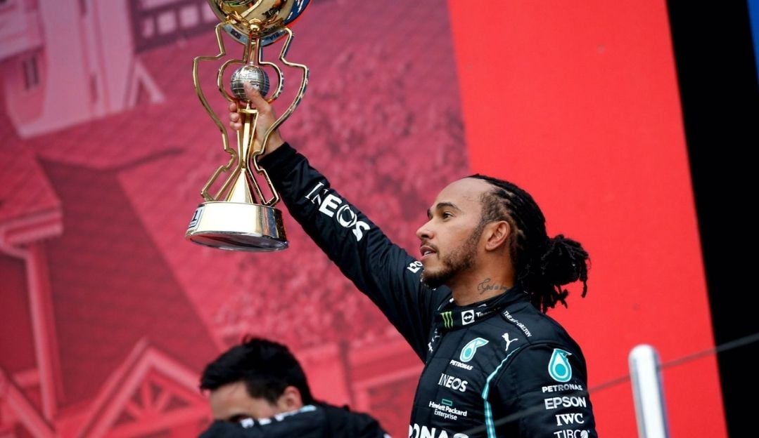 Hamilton 100 vezes: Piloto vence pela centésima vez