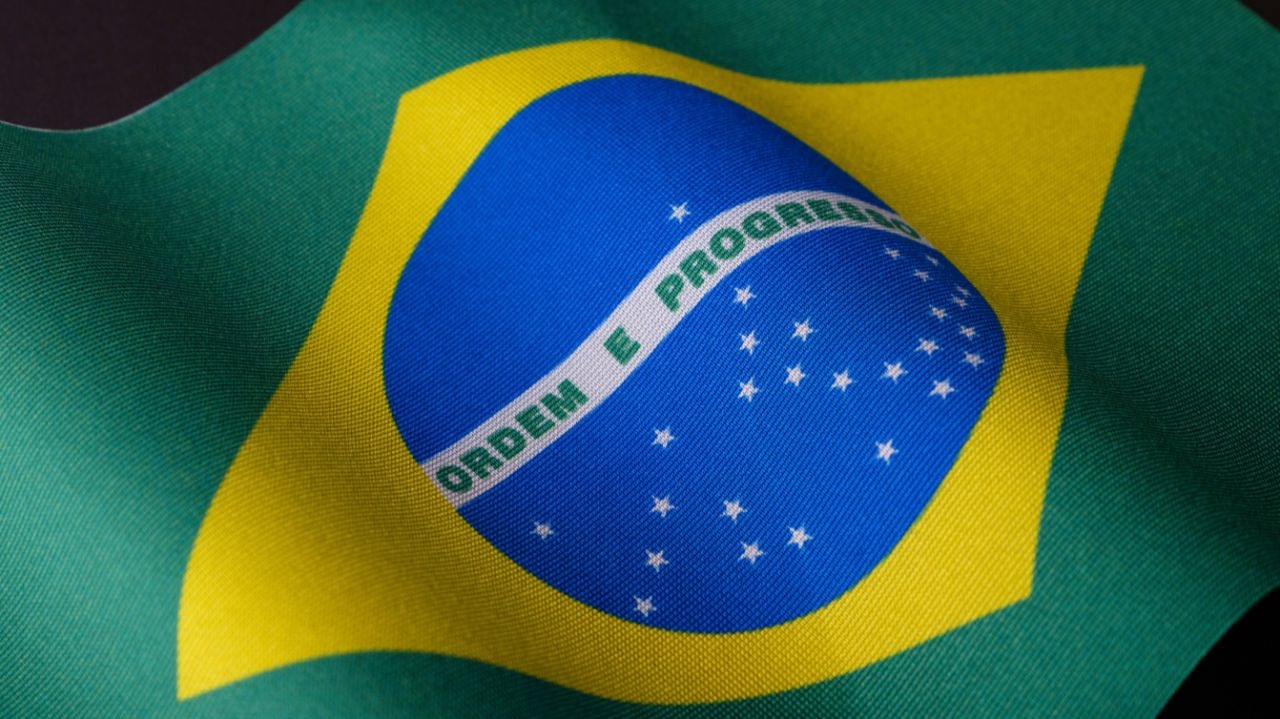Brasil tem perspectiva de crédito rebaixada para estável pela Moody”s