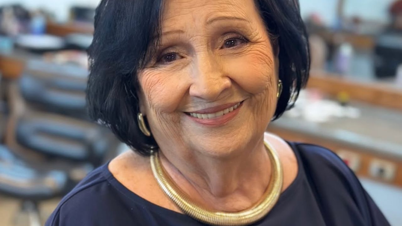 Déa Lúcia, mãe do ator Paulo Gustavo, comenta sobre criação dos netos