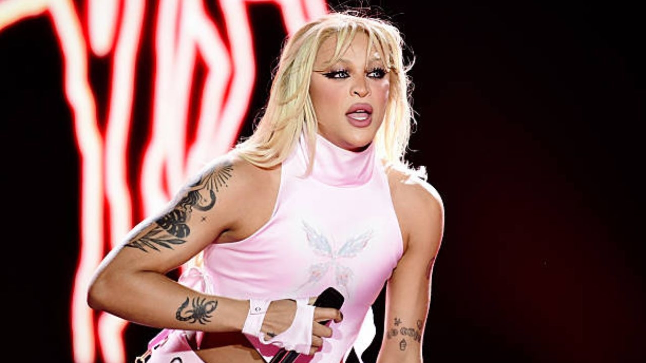 Lesão impede Pabllo Vittar de se apresentar no Museu do Grammy