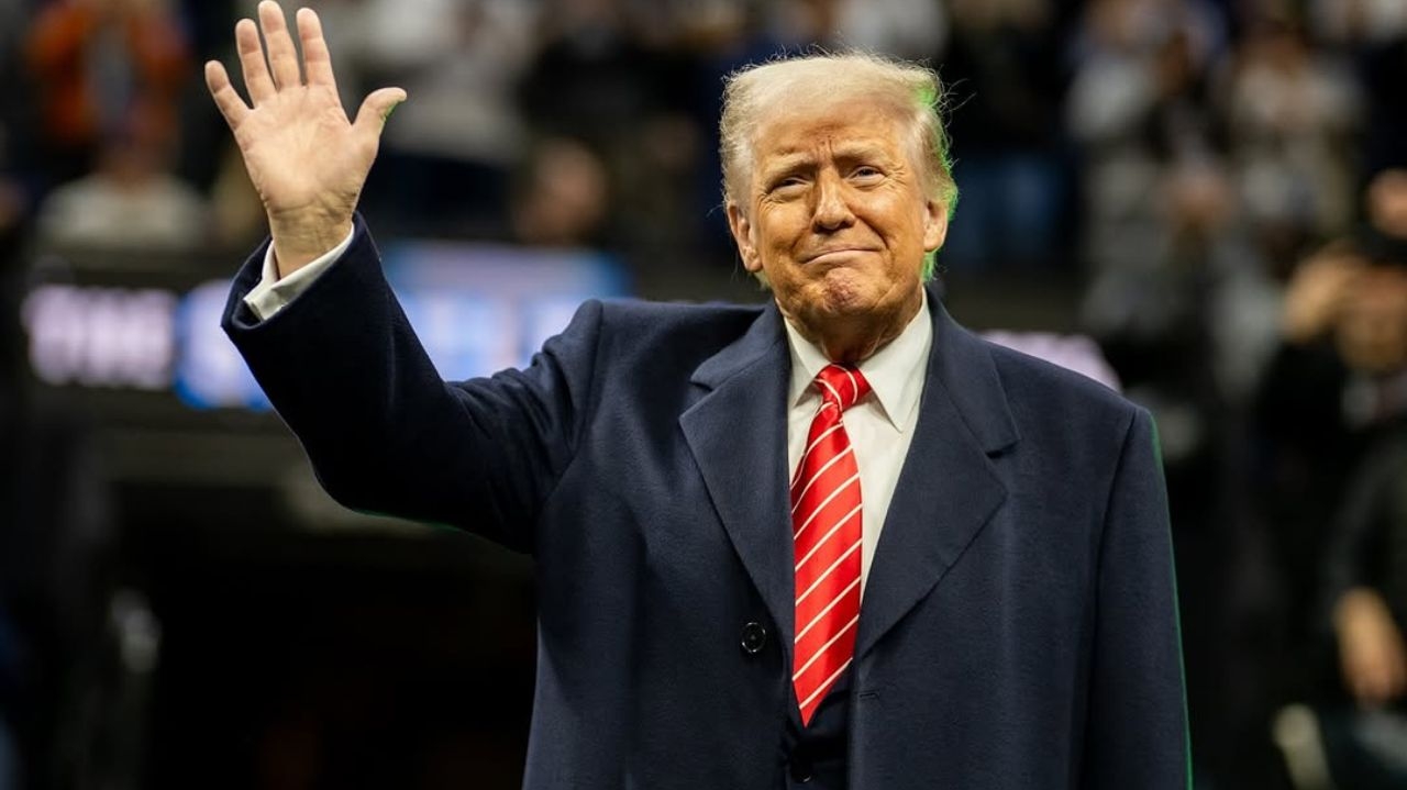 Donald Trump impede Harvard de admitir estudantes estrangeiros