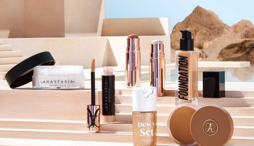 Anastacia Beverly Hills chegou ao Brasil