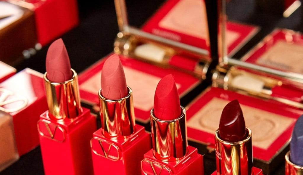 Saiba como as grifes de moda e o mercado da beleza se conectam