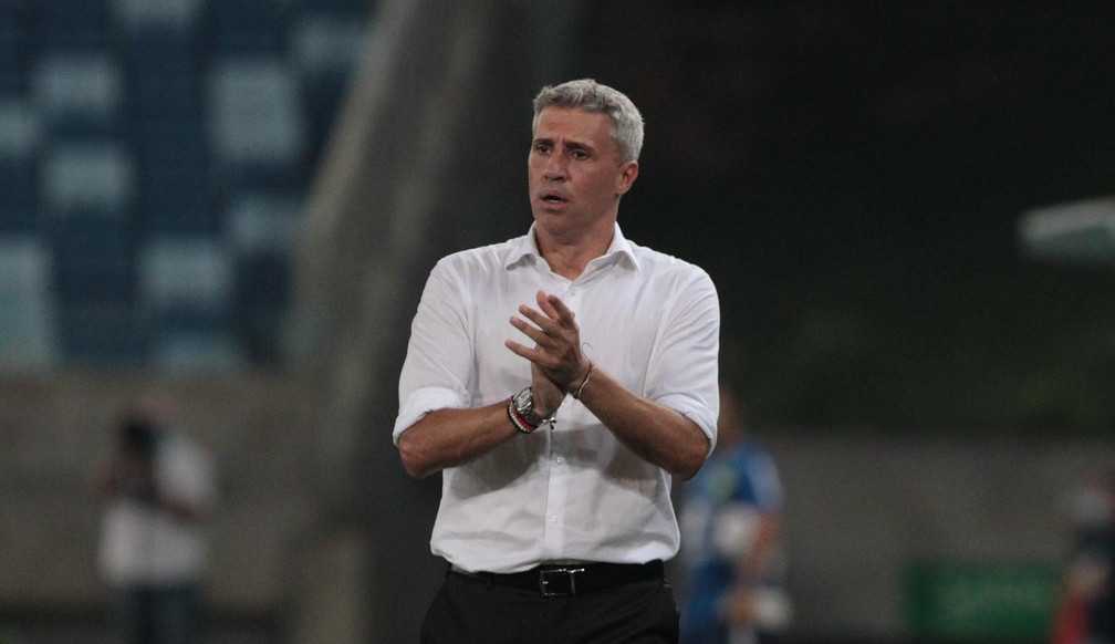 São Paulo empata novamente e os torcedores perdem a paciência com o Crespo