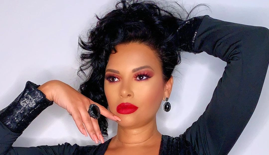 Ariadna desabafa sobre situação financeira nas redes sociais