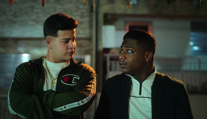 Luíza Fazio, roteirista da série “/Sintonia”/, conta sobre os bastidores de criação